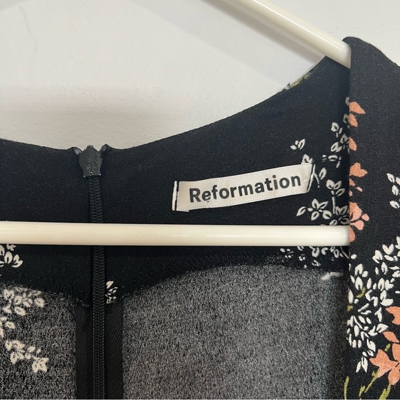 Reformation Lacey Midi Dress in Isabella - Picture 4 of 5